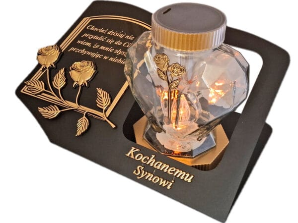 blach-solar-zlo-cort-syn3.jpg SYN SYNOWI SOLARNY ZNICZ LAMPION NA GRÓB SERCE SZKŁO ZŁOTO SKOS SENTENCJA