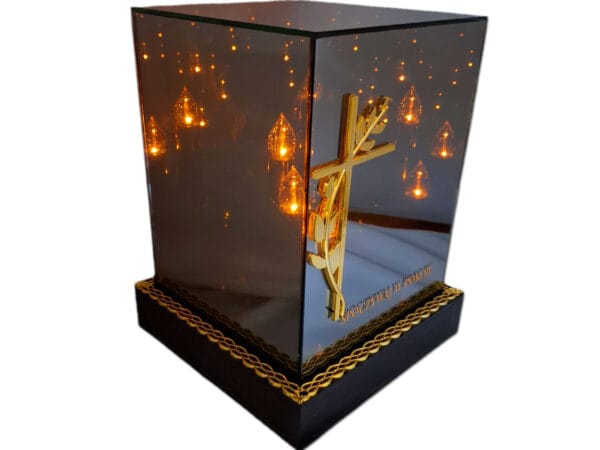 kwadrat-3d-solar-zlot11.jpg SOLAR SOLARNY FOTOWOLTAICZNY ZNICZ LAMPION KWT GIGANT 3D KRZYŻ ZŁOTO