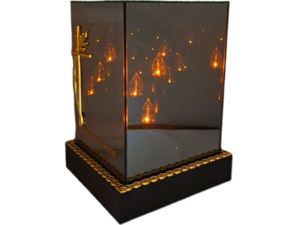 kwadrat-3d-solar-zlot7.jpg SOLAR SOLARNY FOTOWOLTAICZNY ZNICZ LAMPION KWT GIGANT 3D KRZYŻ ZŁOTO